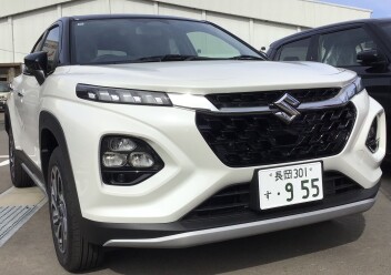 新型フロンクス！試乗車あります！！